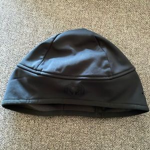 Kuiu fleece lined beanie. Size XL